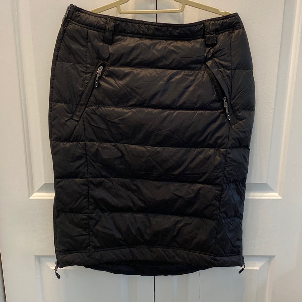 Insulated skirt